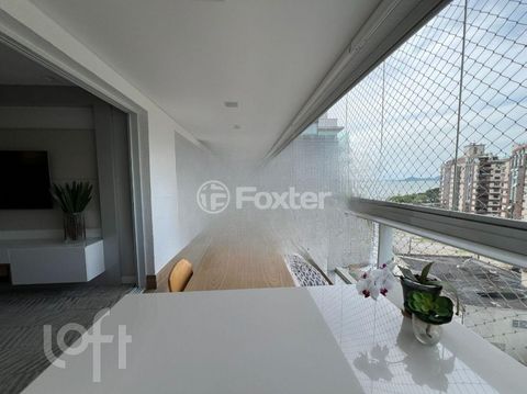 Image 8 - 853232