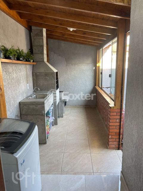 Image 6 - 853460