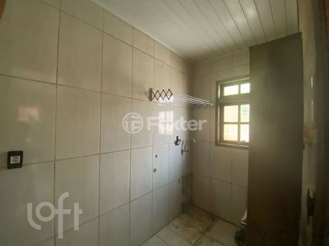 Image 3 - 853557