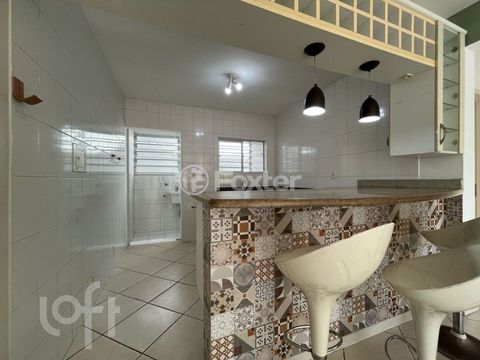 Image 4 - 853565