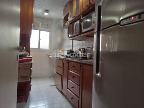 Image 6 - 853595