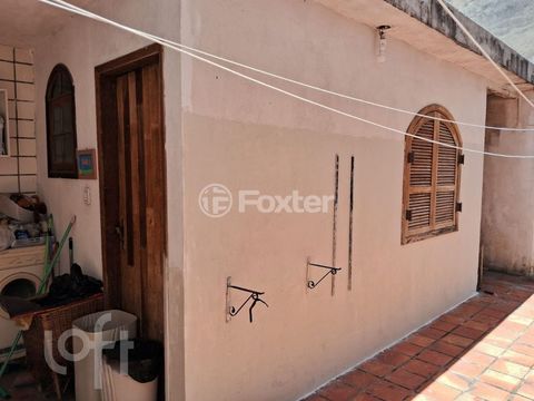 Image 9 - 853711