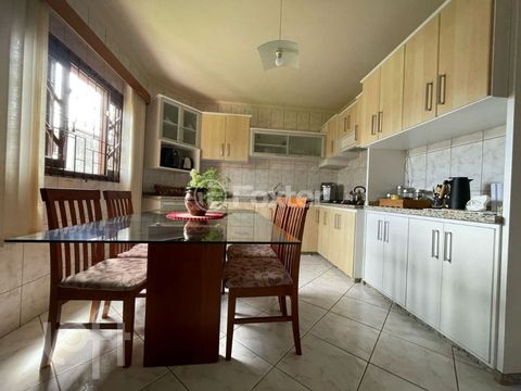 Image 3 - 853731