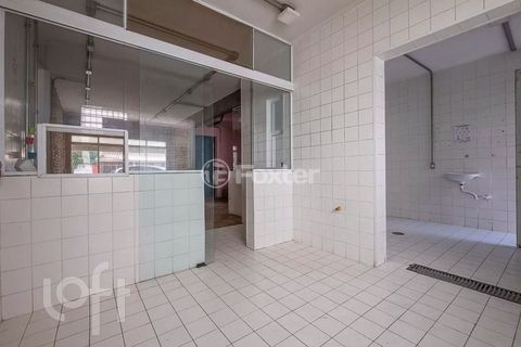 Image 4 - 853790