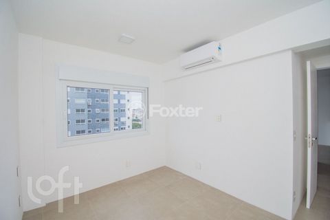 Image 6 - 853827