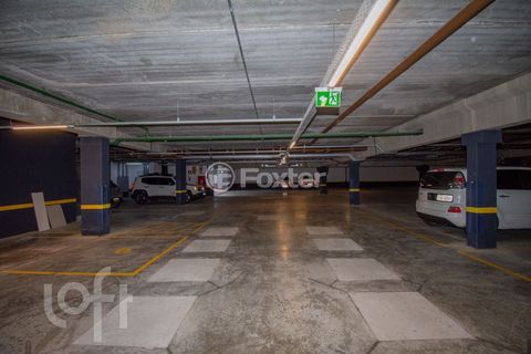 Image 16 - 853827