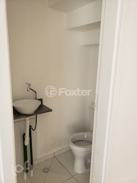 Image 4 - 853944
