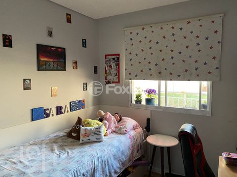 Image 6 - 853949