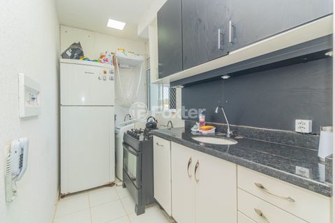 Image 6 - 853959