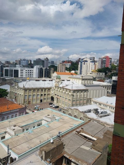 Image 16 - 854075
