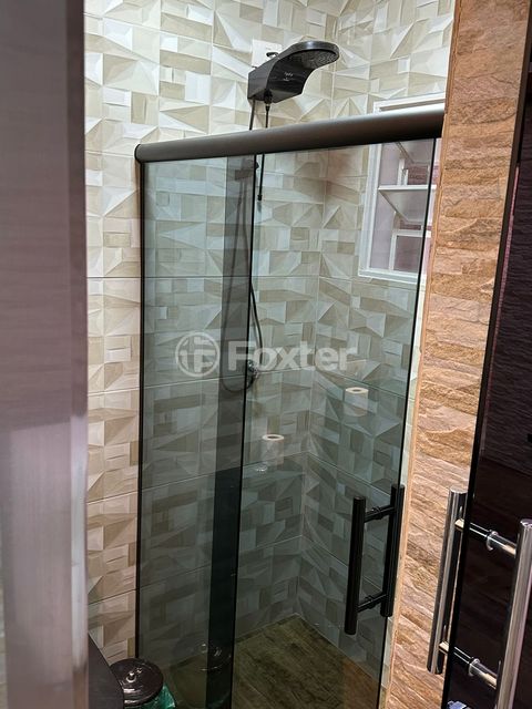 Image 8 - 854088