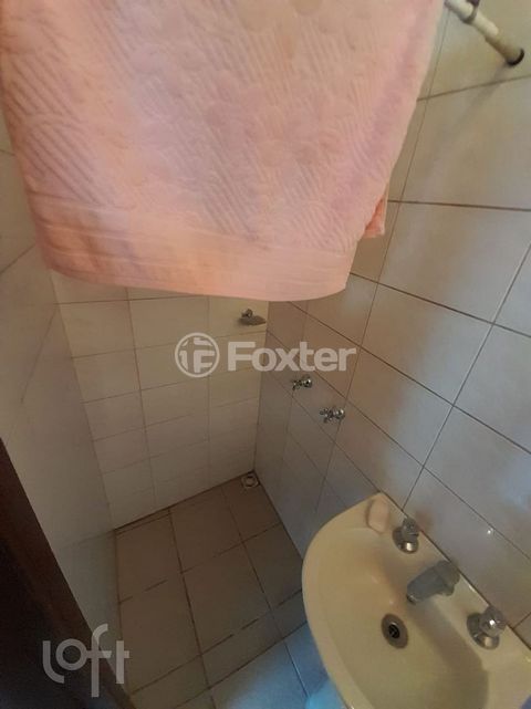 Image 7 - 854119