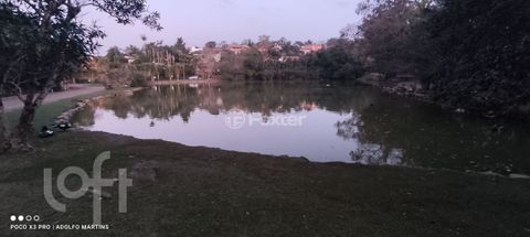 Image 10 - 854220