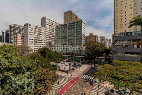 Image 10 - 854273