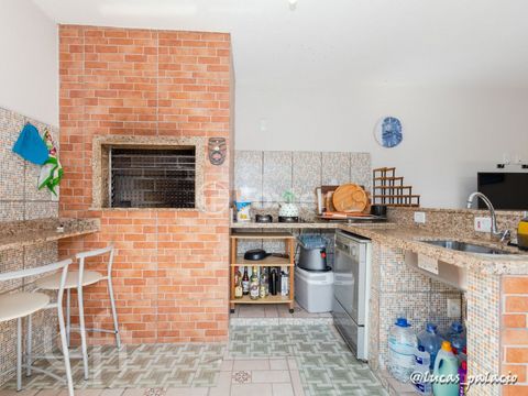 Image 5 - 854322