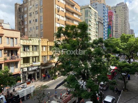 Image 13 - 854323