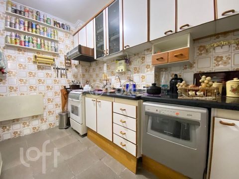 Image 16 - 854323
