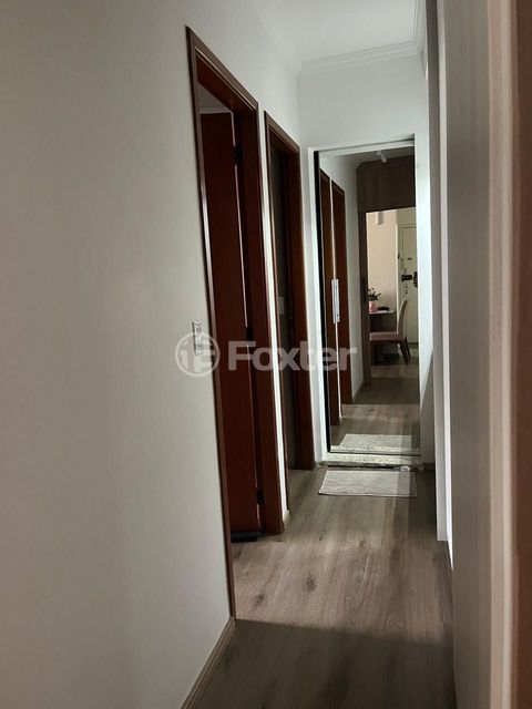 Image 9 - 854330