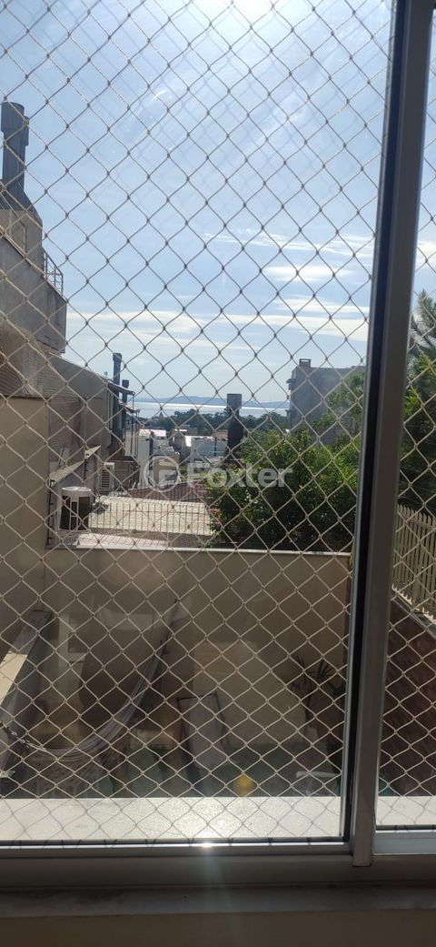 Image 6 - 854395