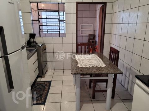 Image 8 - 854429