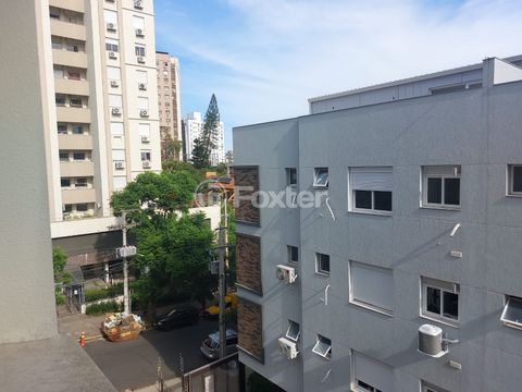 Image 5 - 854491