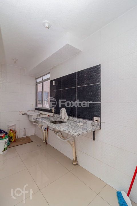 Image 5 - 854624