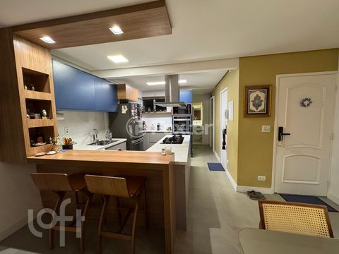 Image 3 - 854634