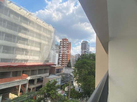 Image 6 - 854671