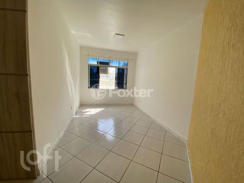 Image 7 - 854678