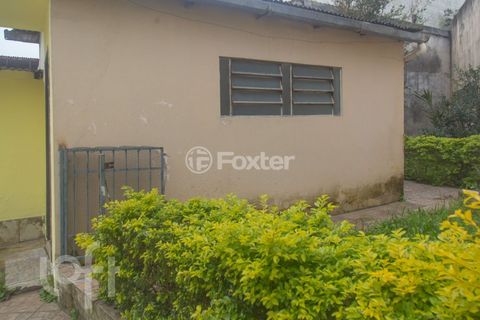Image 7 - 854682