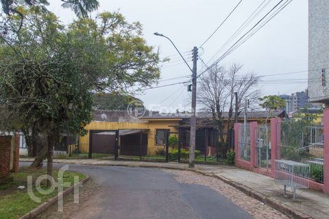 Image 1 - 854682