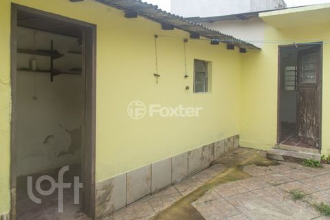 Image 6 - 854682