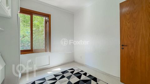 Image 19 - 854686