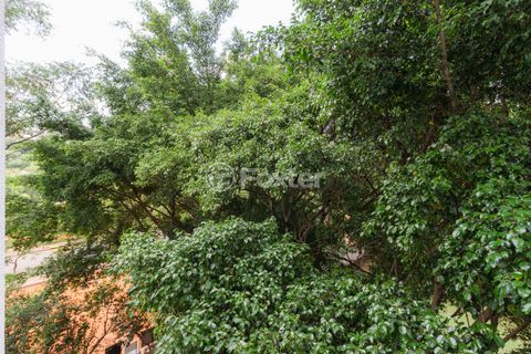 Image 2 - 854821