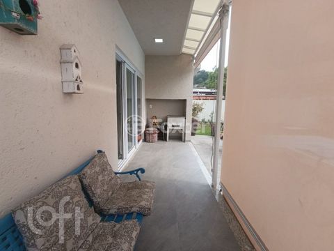 Image 7 - 854947