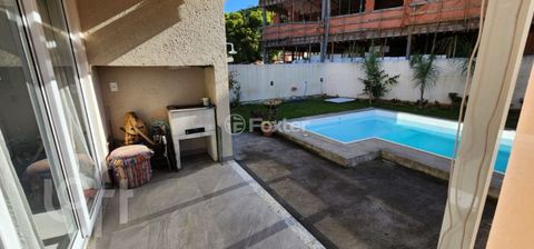 Image 8 - 854947