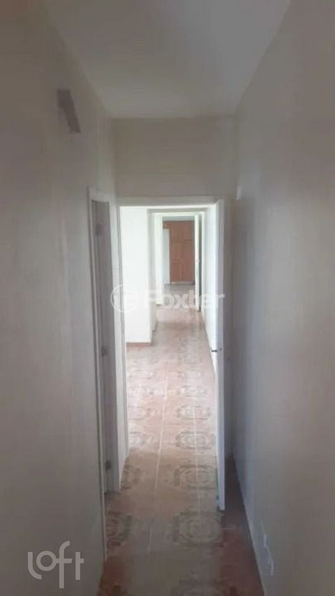 Image 4 - 855033