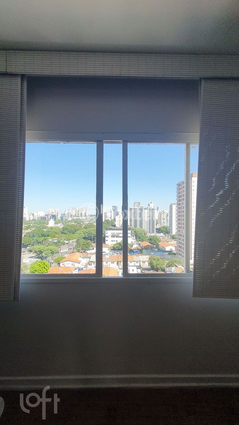 Image 5 - 855049