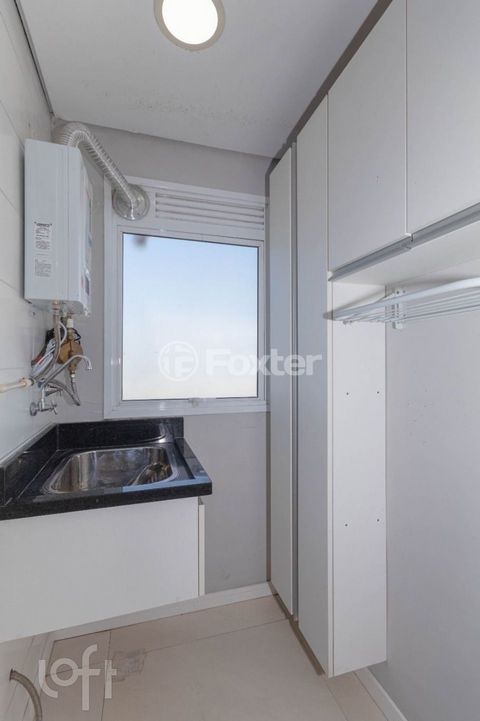 Image 8 - 855089