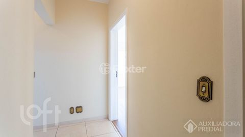 Image 6 - 855099
