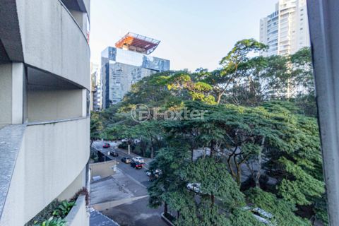Image 11 - 855164