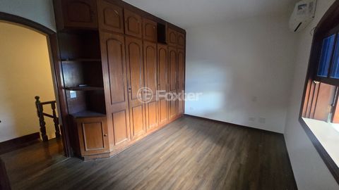 Image 8 - 855196