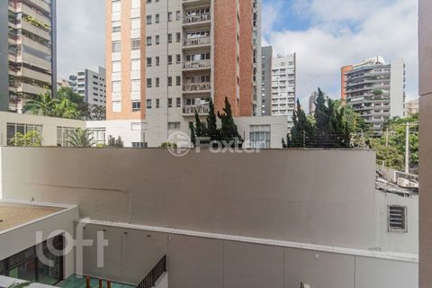 Image 15 - 855280