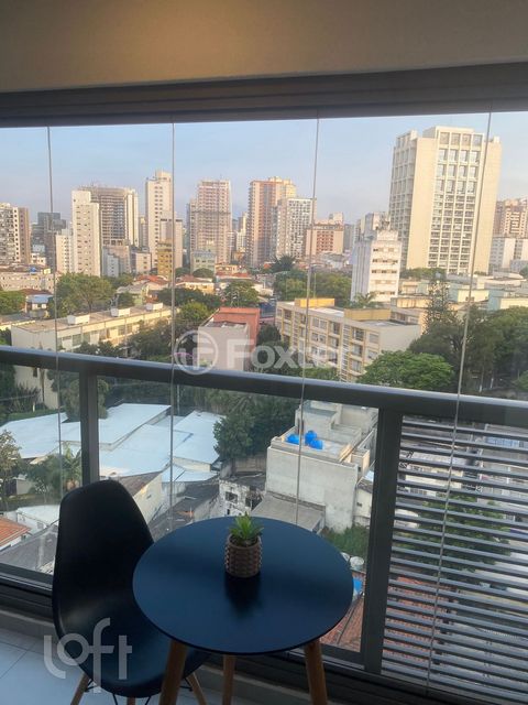 Image 12 - 855292