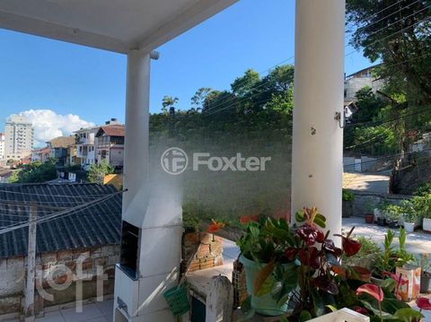 Image 7 - 855345