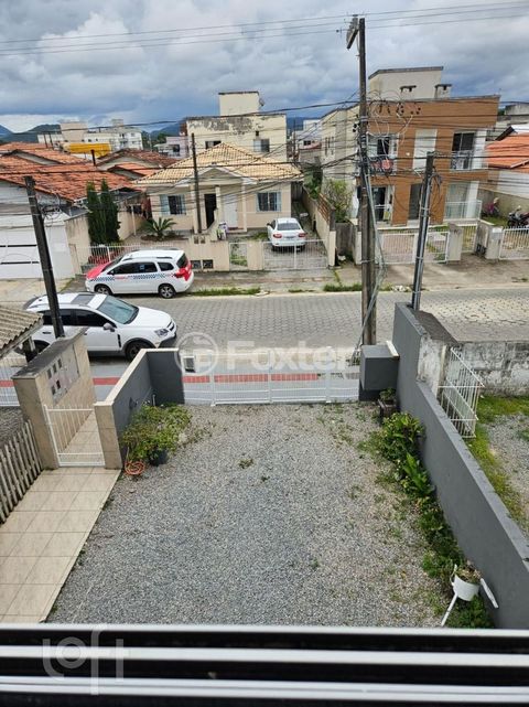Image 2 - 855354
