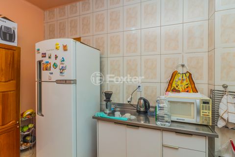 Image 17 - 855366
