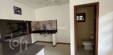 Image 19 - 855373