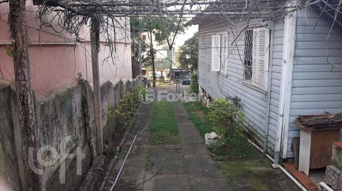 Image 4 - 855383