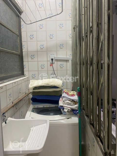 Image 9 - 855457